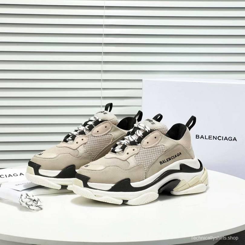 Men/Women Balenciaga Triple S  Sneaker Khaki/Black