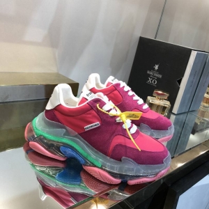 Men/Women Balenciaga Triple S Sneaker Pink