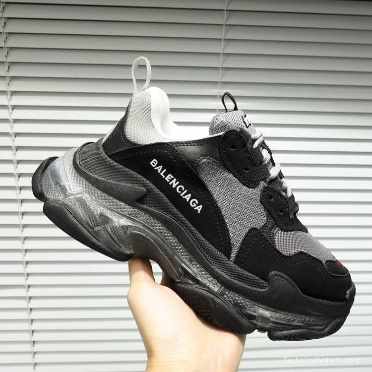 Men/Women Balenciaga Triple S Clear Sole Black Sneaker Item 6380380