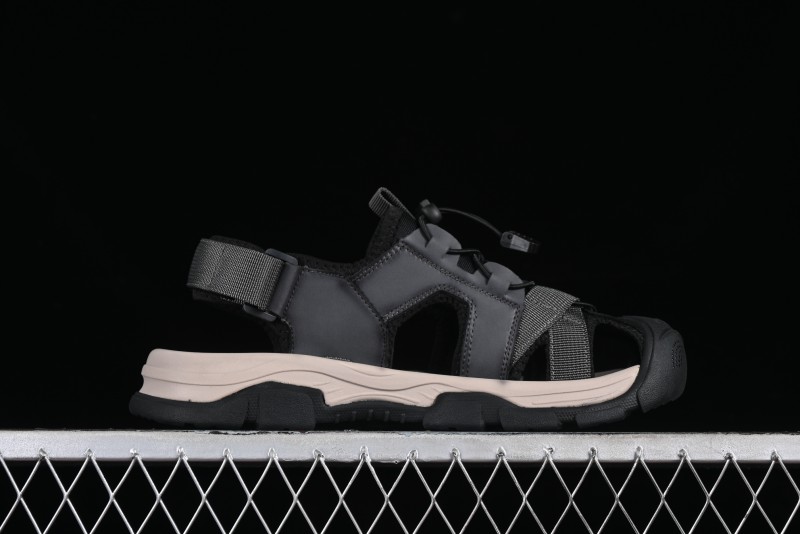 ECCO New Terrain Series Outdoor Closed-Toe Sandals Water Shoes with Breathable Design - 63890301002