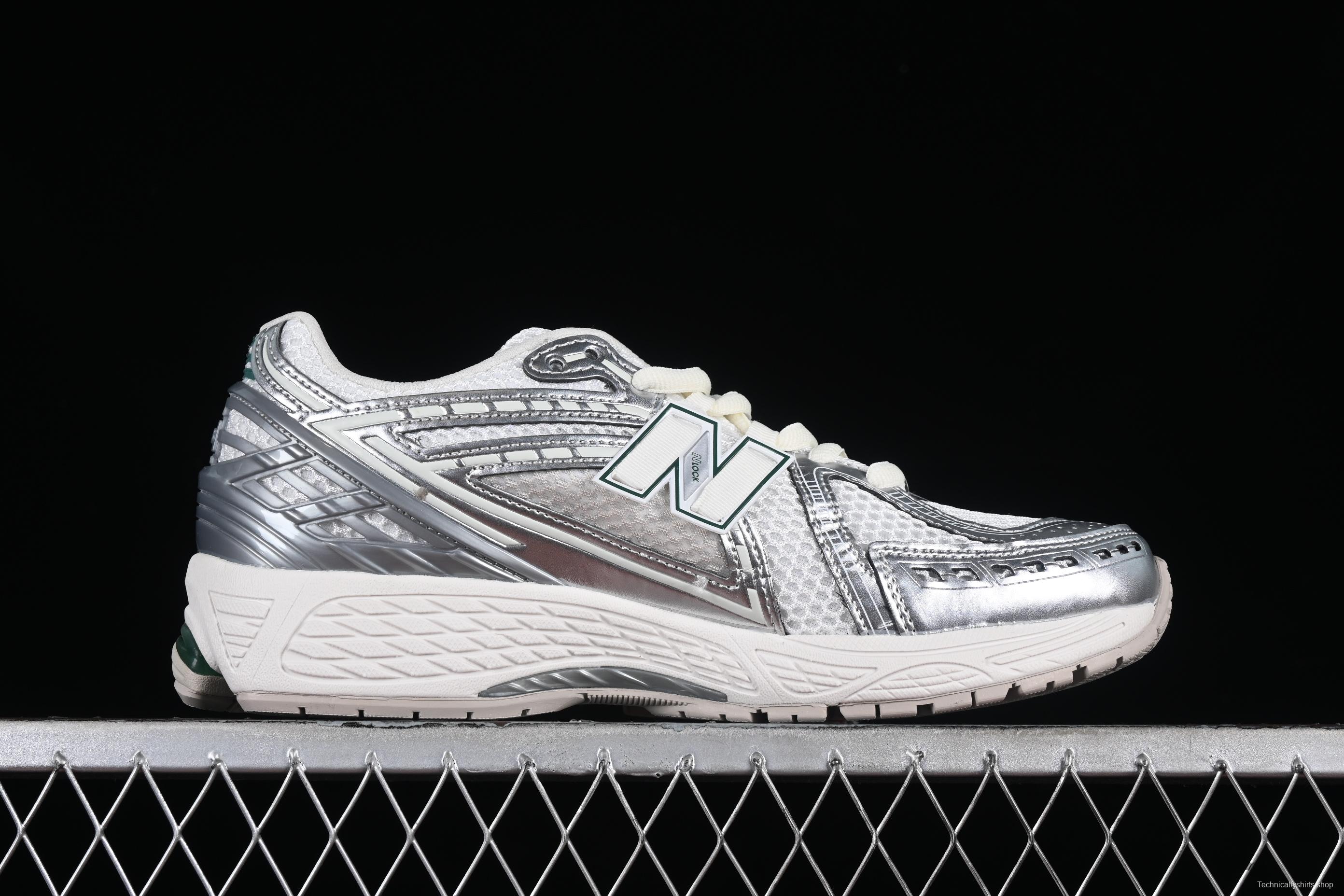 New Balance 1906 Series Retro Dad Style Casual Running Shoes - W1906REE