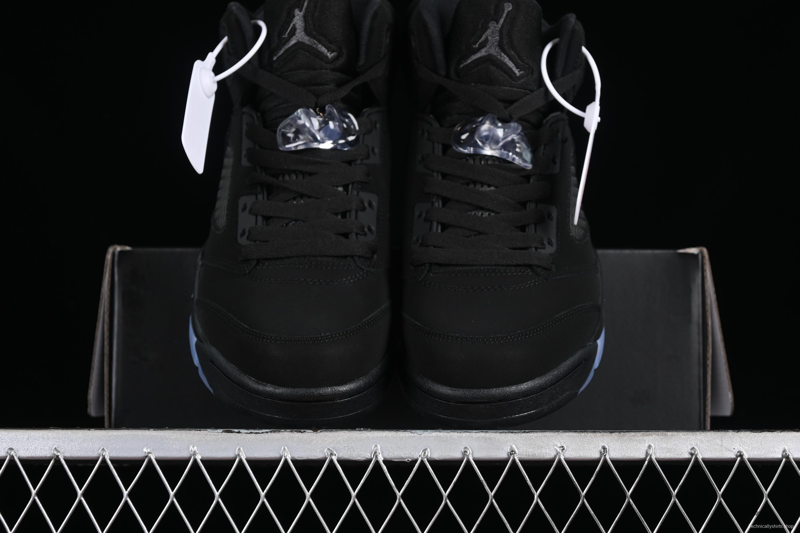 Nike Air Jordan 6 Retro Basketball Shoes with Black Leather and Suede Upper - FZ2239-001