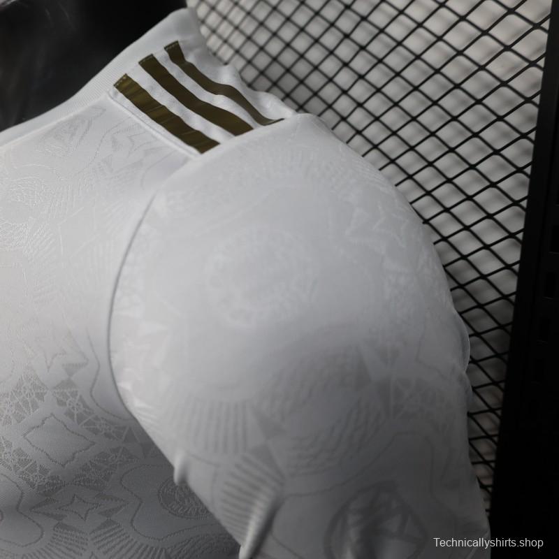 Player Version 25/26 Bayern Munich White with 125th Anniversary Emblem Jersey