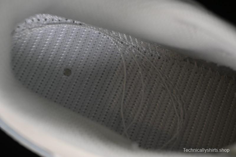 Nike SB Dunk Low Supreme Collaboration - Cream White with Sky Blue Swoosh Anniversary Customized Low-Top Casual Skate Shoes - DJ2024-012