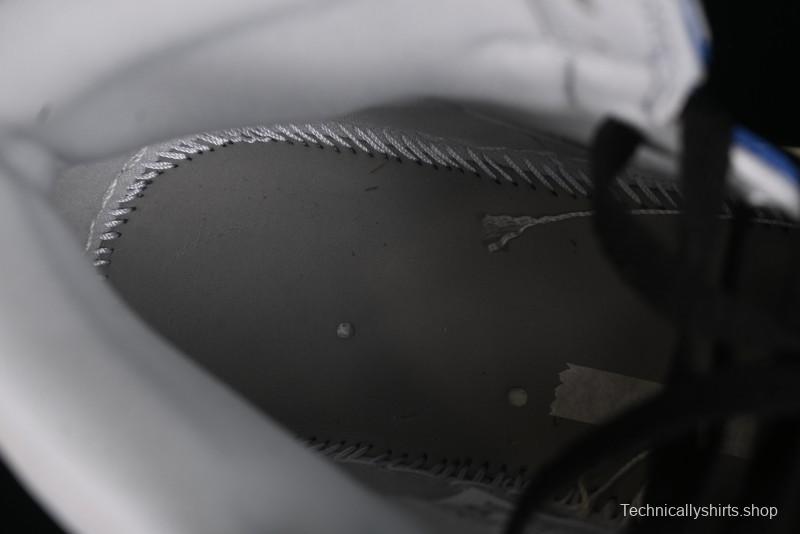 Nike Air Jordan 1 Retro High Basketball Shoes in White Deep Royal Blue - DZ5485-100