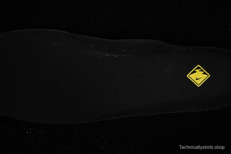 Nike Air Humara Retro Trail Running Shoes with 1990s Outdoor Style - AJ1102-001