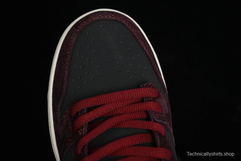 Nike SB Dunk Low Bordeaux Red Skate Shoes Collaboration with Riot Skateshop - FZ1289-200