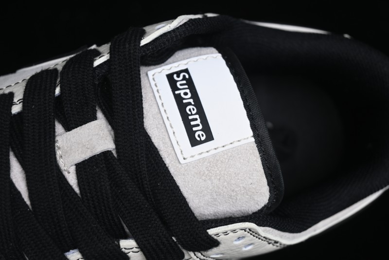 Nike SB Dunk Low Supreme Collaboration - Black Stitch Mini Swoosh Custom Low-Top Casual Skate Shoes - XX3186-302