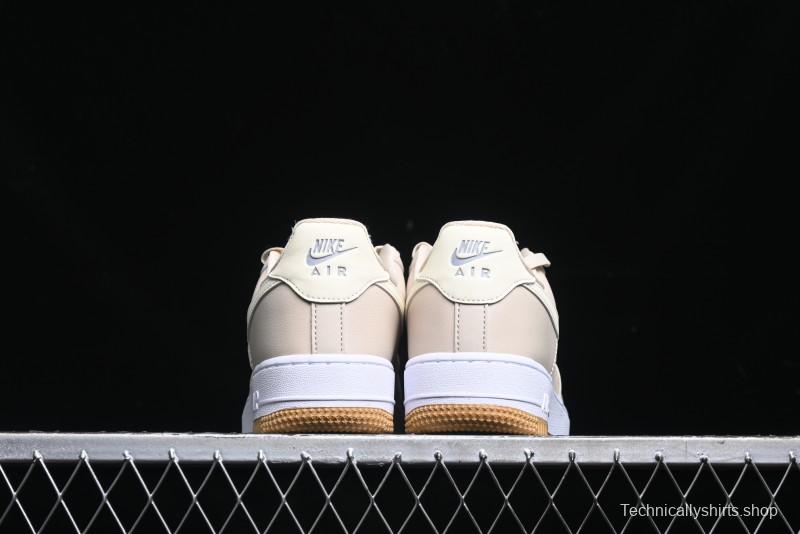 Nike Air Force 1 '07 Low Top Sneakers with Full-Grain Leather and Air Cushion - DD8959-111