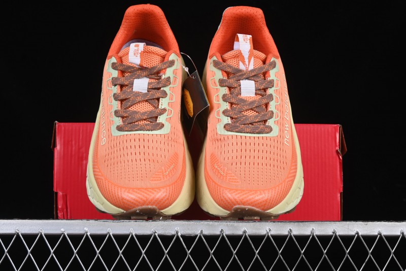 New Balance Fresh Foam X More V3TDS Durable Slip-Resistant Low-Top Running Shoes - WTMORCO3