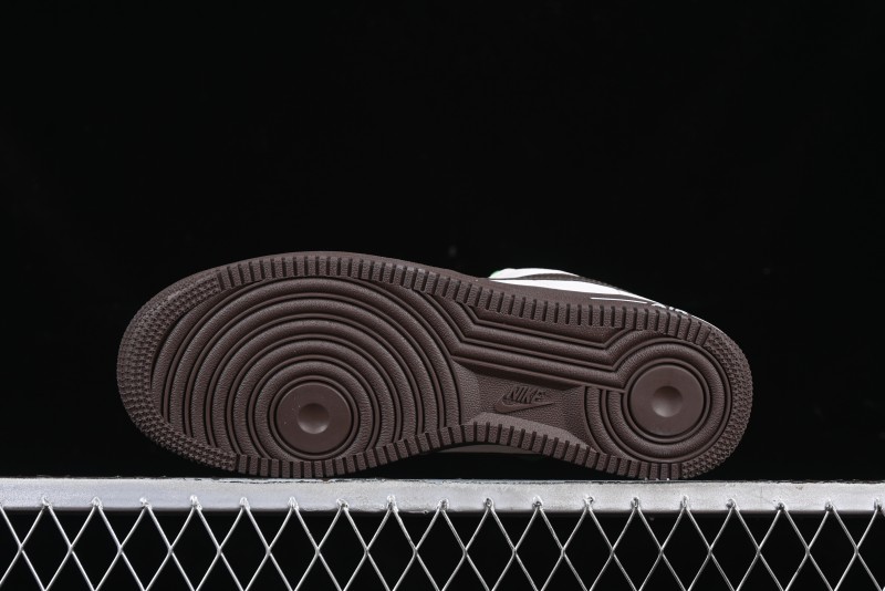 Nike Air Force 1 '07 Low Casual Sneakers with Full-Length Air Cushion - HQ3485-104
