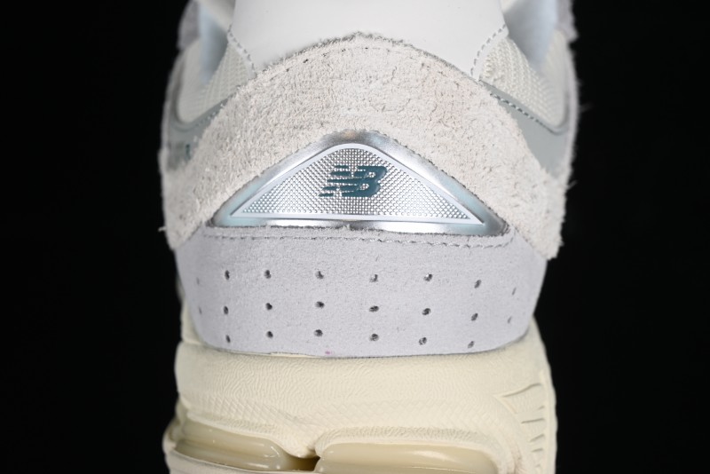 New Balance 2002 Series Retro Casual Running Shoes with Upgraded N-ERGY Cushioning - M2002REK