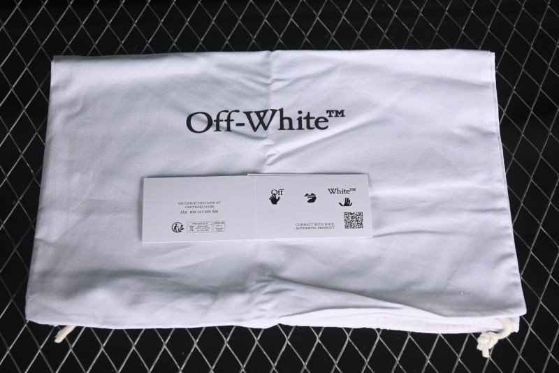 Off-White Be Right Low-Top Lifestyle Sneakers in Black Green - X.E5