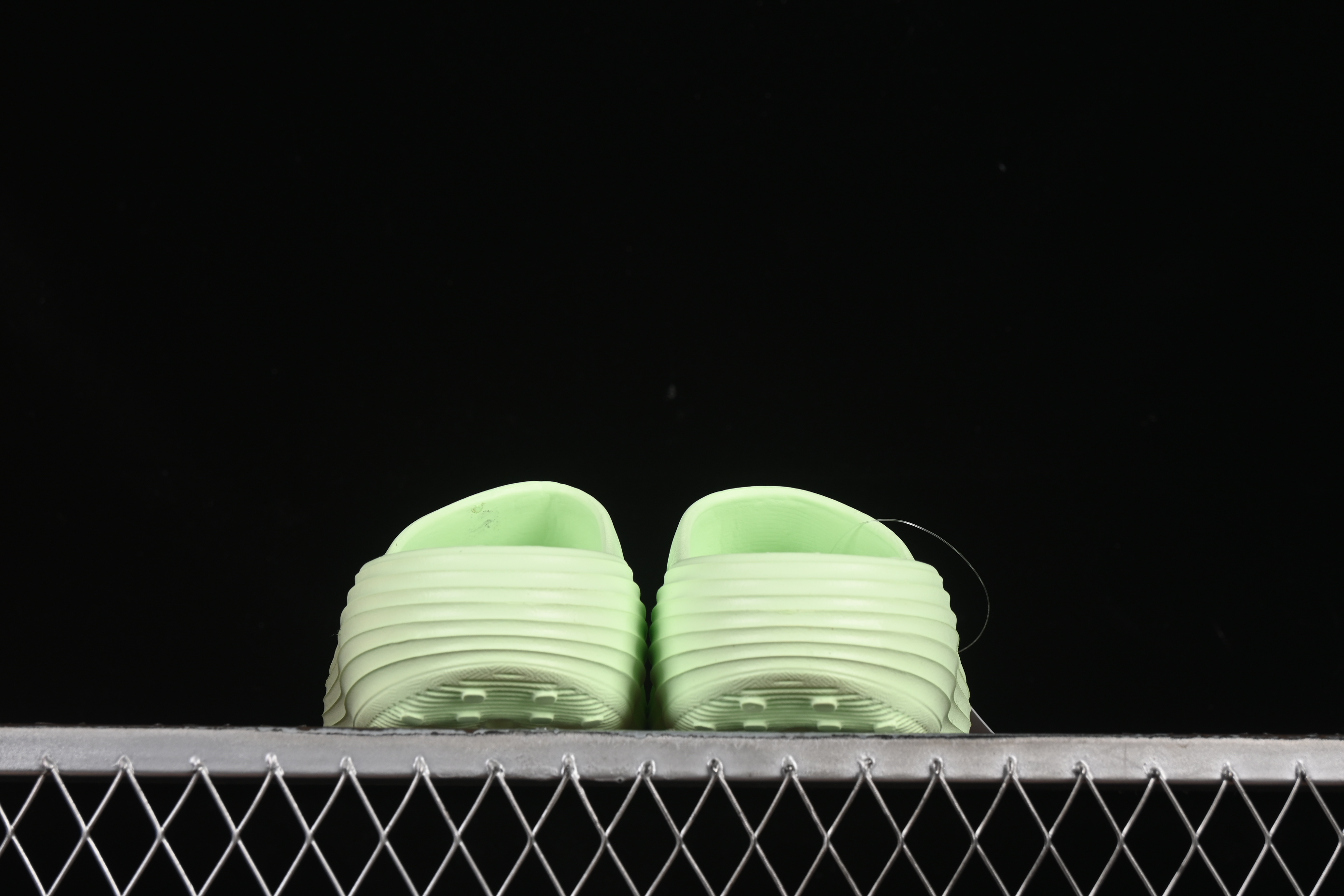 Nike ReactX Rejuven8 Slide Summer Sandals with Soft ReactX Foam for All-Day Comfort - HV4479-700