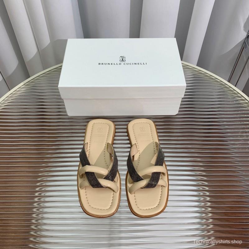 2025/Women Brunello Cucinelli Beige Leather Flat Sandals Handcrafted Chain Detail KFY00300 (F)