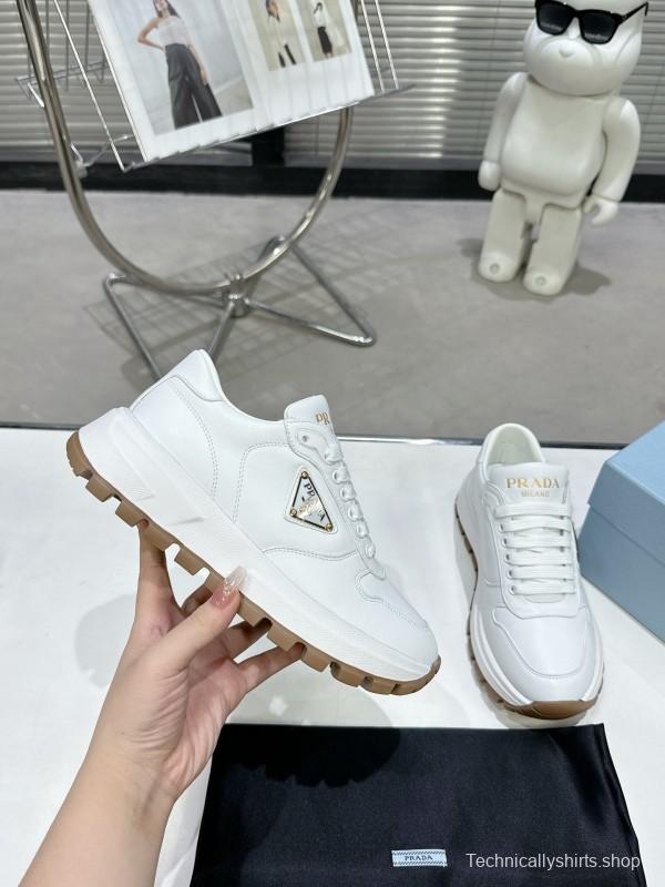 2025 Women Prada White Cow Leather Lambskin Sneakers KFY00310
