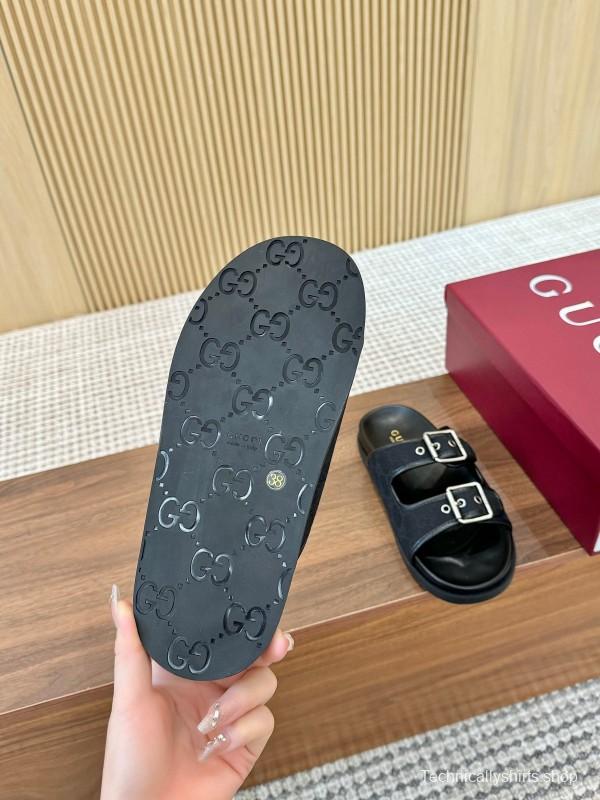 2025 Women Gucci Black Leather Slippers LY00240