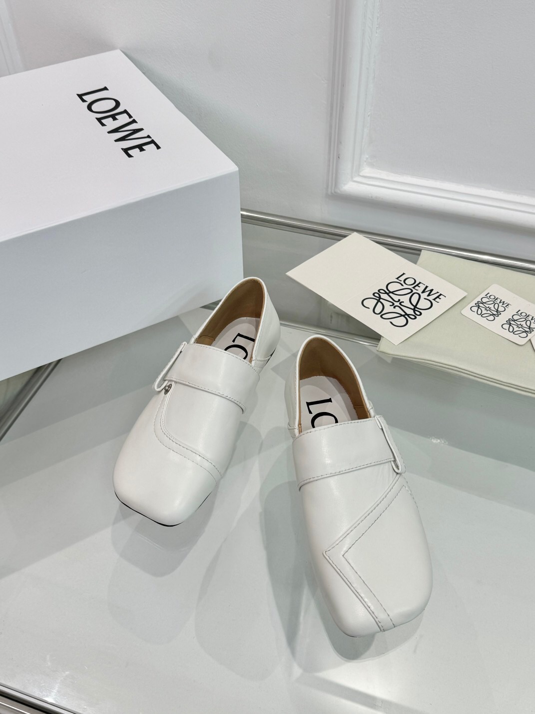 2025 Women Loewe White Leather Loafers LY00291