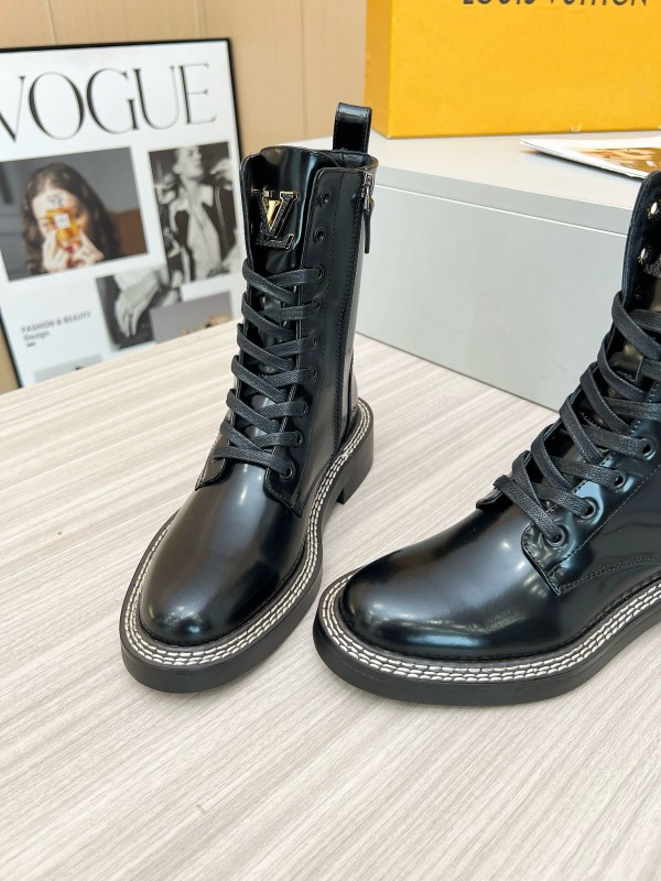 2024 Women Louis Vuitton Black Calfskin Leather Boots MJ00370
