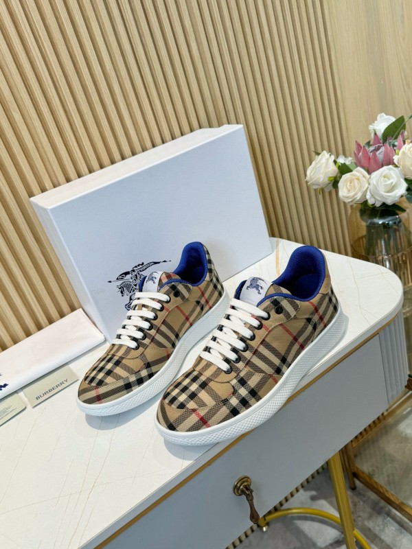 2024 Unisex Burberry Beige Black Cotton Casual Shoes MJ00320