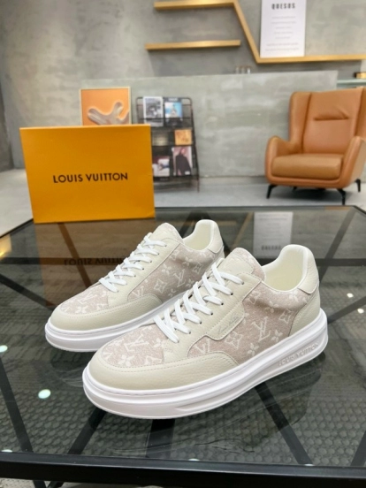 2024 Unisex Louis Vuitton Beige White Leather Mesh Sneakers MJ00400