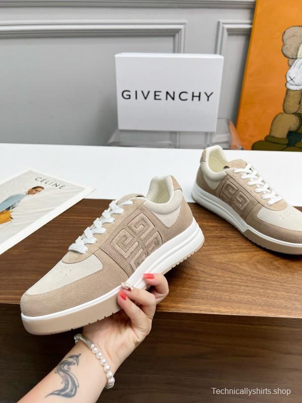 2024 Unisex Givenchy Beige Silk Calfskin Patent Leather Sneakers MJ00380