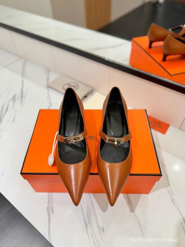 2025 Women Hermès Brown Leather Pumps KFY00330