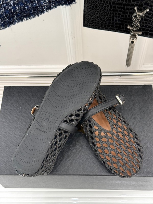 2025 Women AlAIA Black Leather Woven Mary Jane