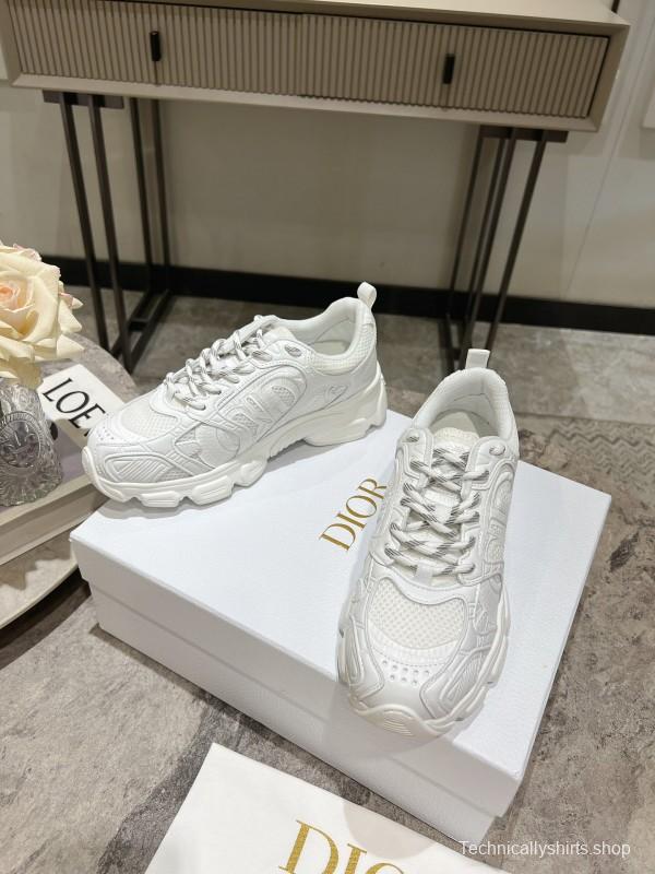 2025 Women Dior White Fabric Running Shoes KFY00370