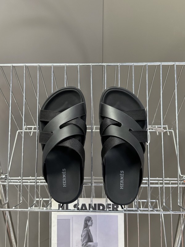 2025 Slippers Hermès Black Leather Slippers