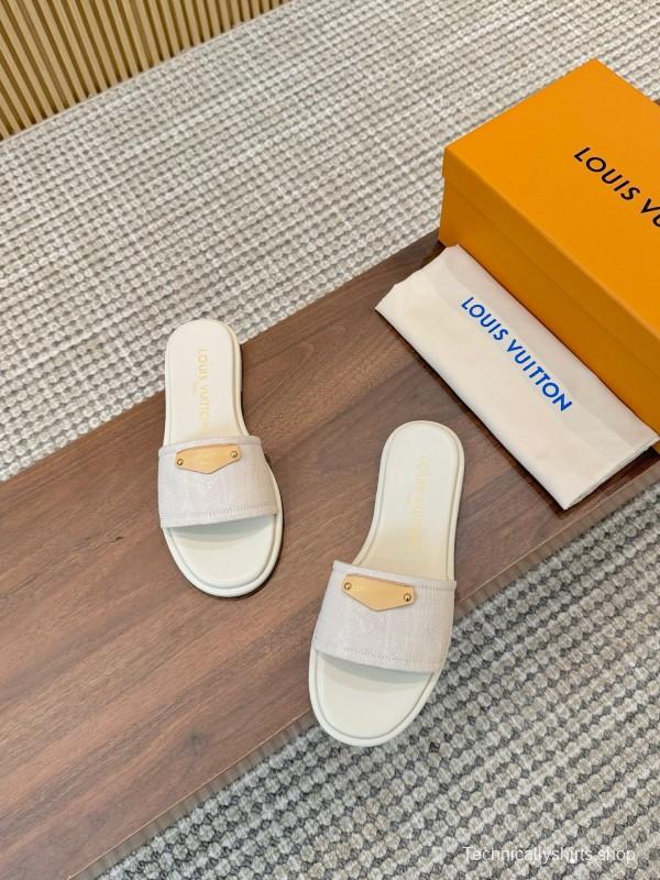2025 Women Louis Vuitton White Leather Slippers LY00200