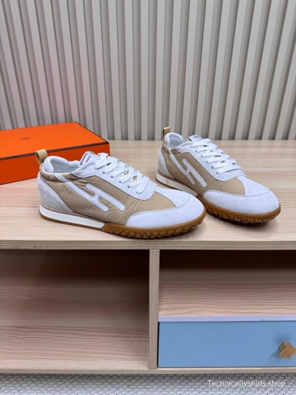 2025 Unisex Hermès White Beige Suede Down Fabric Sneakers Top Version KFY00300