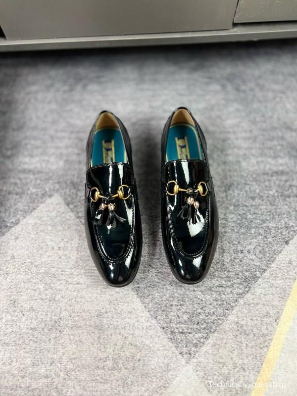 2024 Men Gucci Black Leather Loafer MJ00280