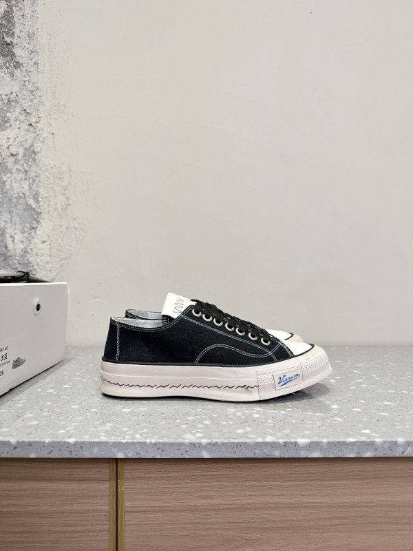 2025 Unisex VISVIM Black Canvas Sneakers KFY00260