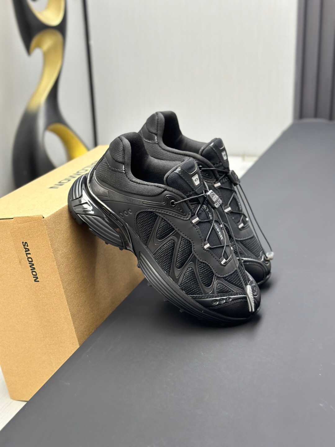 2025 Unisex SALOMON Black Leather Mesh Outdoor Casual KFY00320