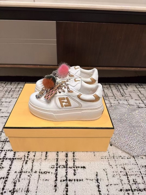 Fendi Match Series Platform Sneakers - KFY00320