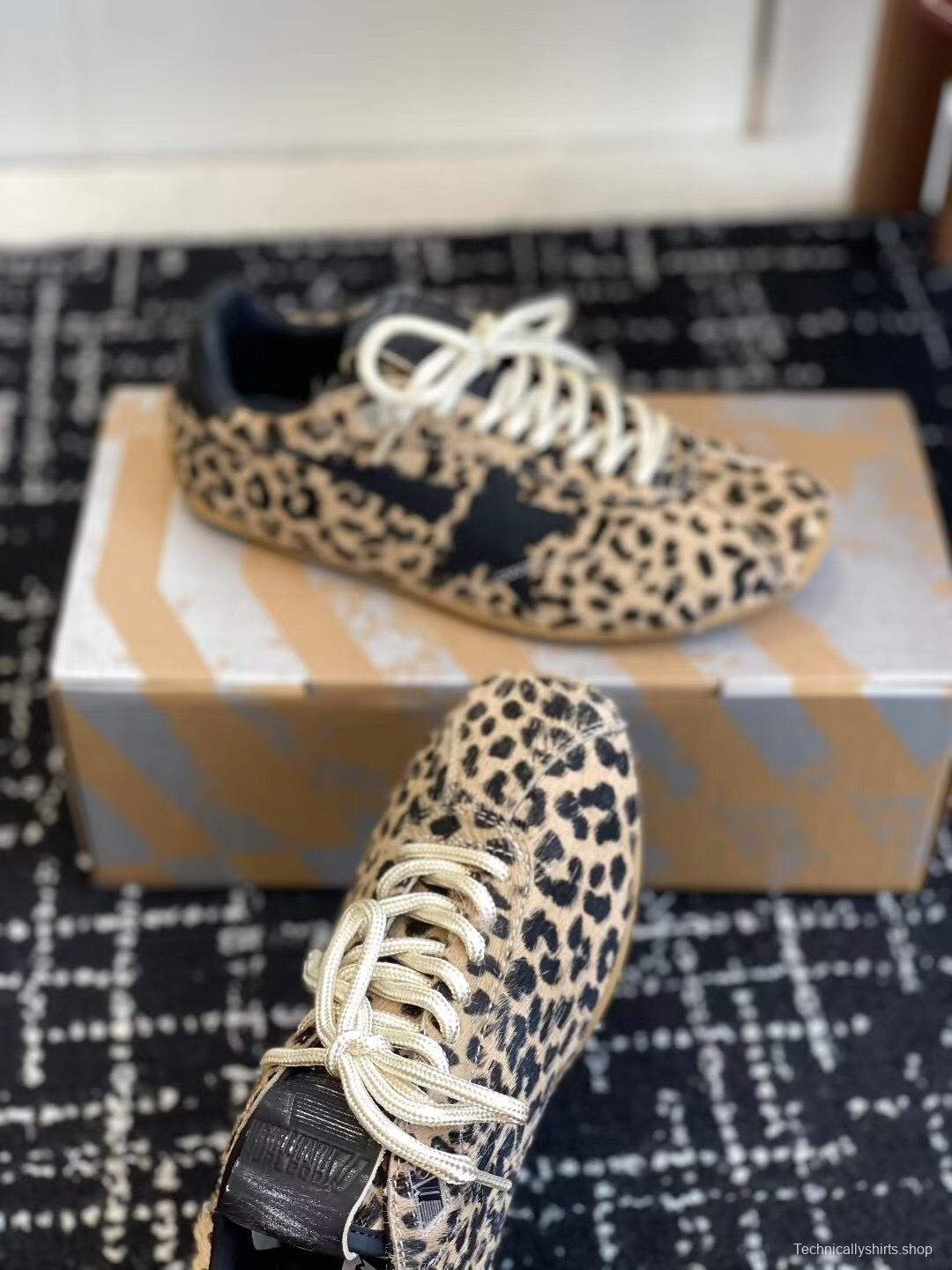 GGDB GGDBdb Casual Distressed Two-Way Wear Sneakers - KFY00250