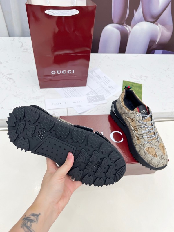 Gucci 2025/SS Series 2.0 Sneakers with Reflective Stripes and Retro Design - LY00320