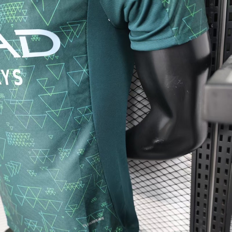 25/26 Player Version  Manchester City Third Dark Green with Geometric Triangle Pattern Jersey