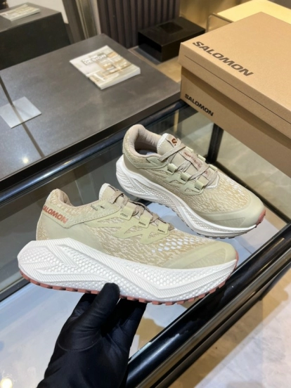 Salomon AERO GLIDE 3 GRVL Trail Running Shoes - AS00330