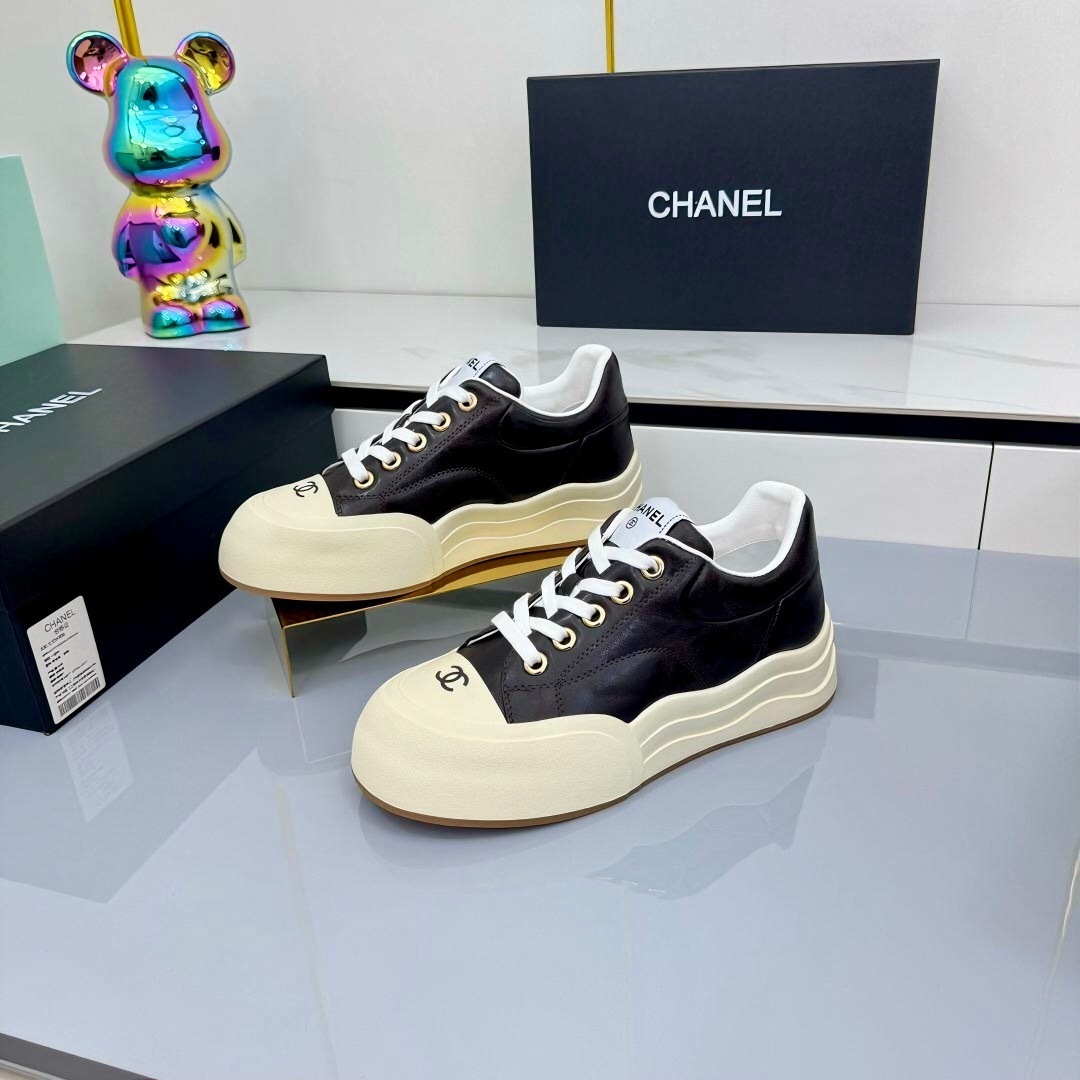 Chanel 2025 SS Panda Loafers Casual Sports Shoes - LY00310