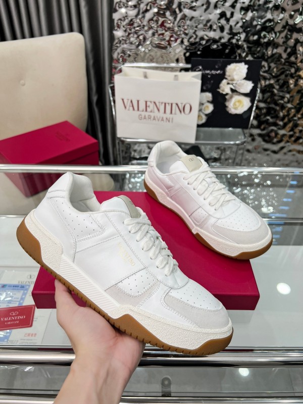 Valentino Joie de Jouer Series Hook-and-Loop Platform Sneakers - AS00360