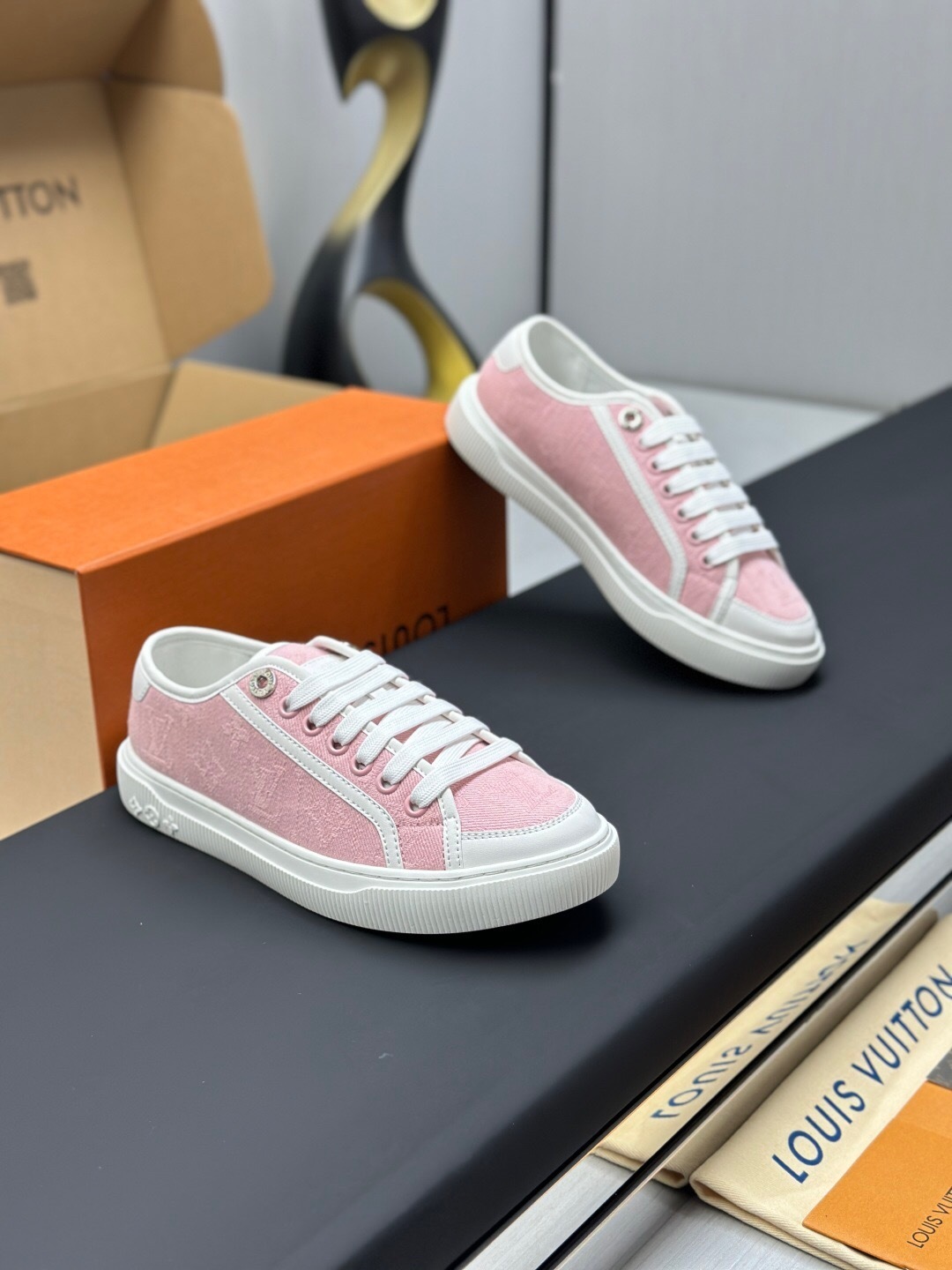 Louis Vuitton Time Out Series Animal Print Casual White Sneakers - AS00260