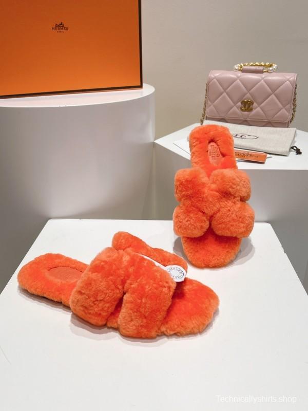 Hermès Autumn Winter Flat Fur Slippers - LY00240