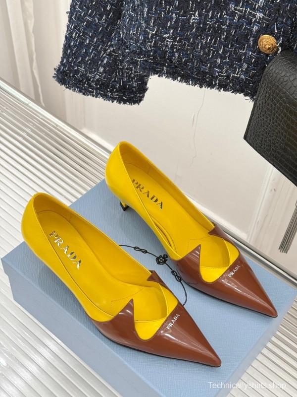 Prada 2025 SS Catwalk Pointed Toe Kitten Heel Single Shoes - KFY00310