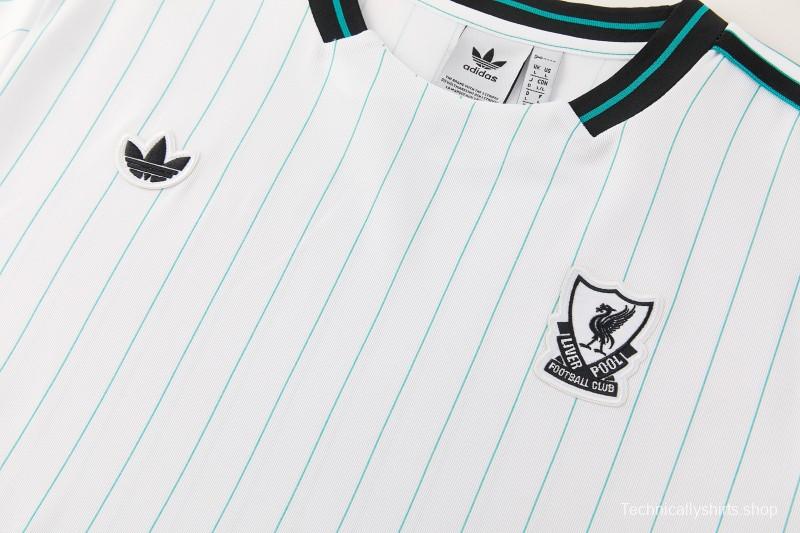 26/27  Liverpool White Short Sleeve+Soccer Shorts