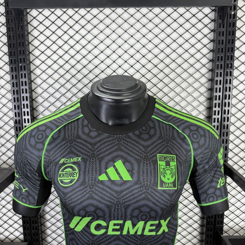 Player Version 25/26 Tigres UANL Adidas Third / Special Edition Black Jersey