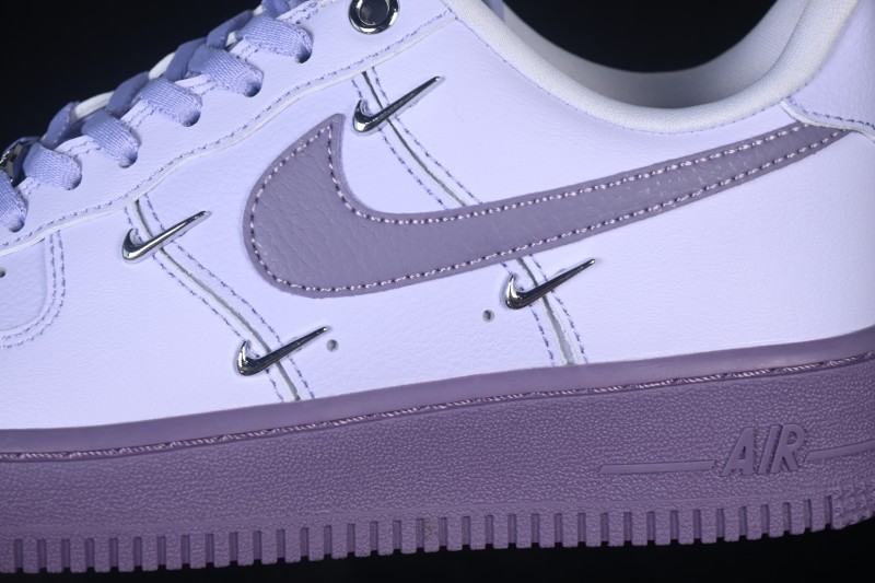 Nike Air Force 1 '07 Low Basketball Sneakers with Full-Length Air Cushion - IX5253-555