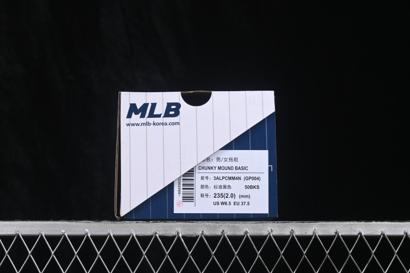 New Era MLB Chunky Mound Basic New York Yankees Summer Casual Slides - 3ALPCMM4N50BKS