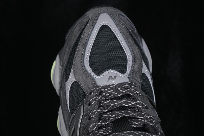 New Balance Retro Casual Running Shoes with ABZORB Cushioning and Suede Overlays - U90602P8